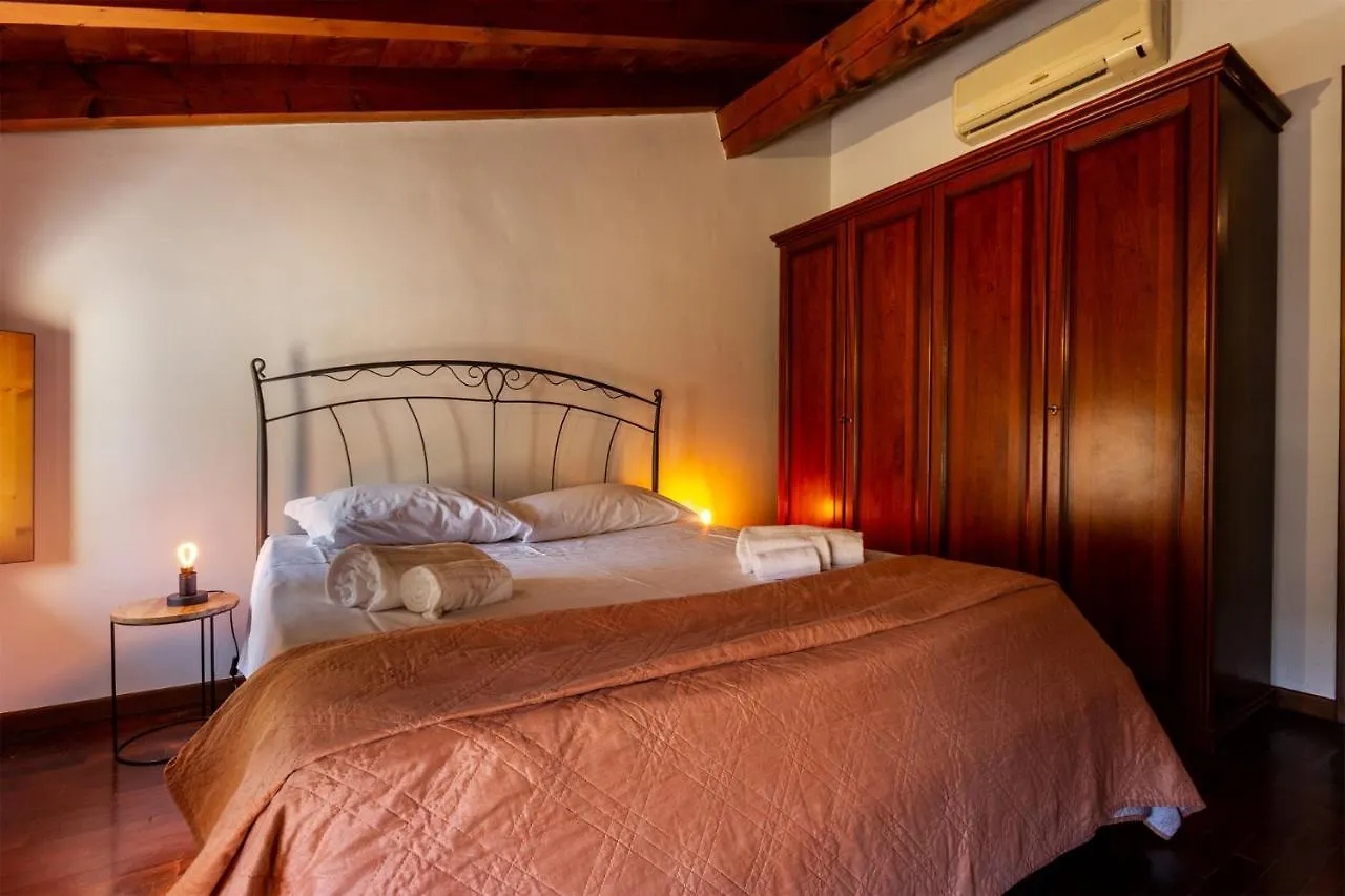 La Terrazza Apartment - Smart Holiday Mantua Italien